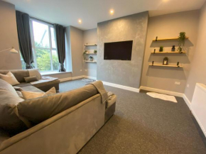 1 bed Apt close to Leeds Arena Sleeps up to 4 people 3GA